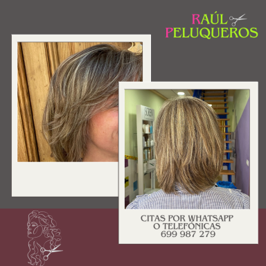 Mujer con cabello rubio y melena intermedia, peinado de forma elegante.